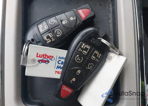 2014 Chrysler Town & Country Touring z USA, uszkodzony, nr VIN 2C4RC1BG0ER228219